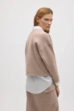 Jersey cálido estructura cuello redondo marrón