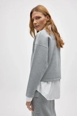 Jersey cálido estructura cuello redondo gris