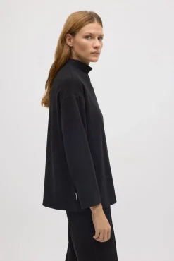 Jersey cuello perkins efecto pana negro