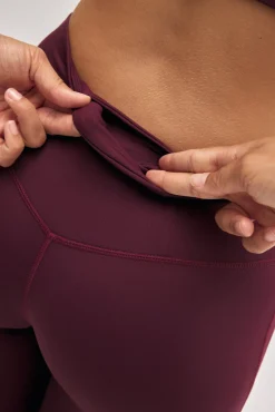 Leggings deportivos efecto push-up burdeos