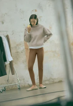 Leggings efecto metalizado & jersey marrón