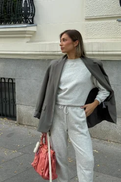 Look casual @andreasendra_