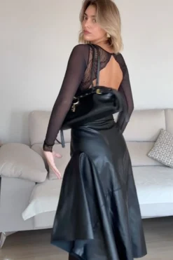 Look especial eventos con body negro @teresamora6