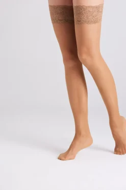 Medias con liga 20 denier bronce