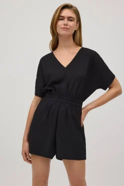 Mono corto cintura fruncida negro