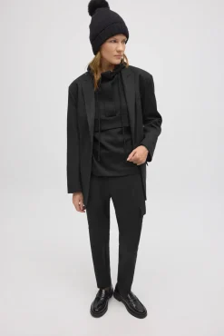 Pantalón cargo fluido negro