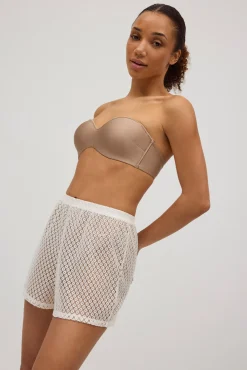 Pantalón corto calado marfil