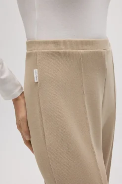 Pantalón efecto pana beige