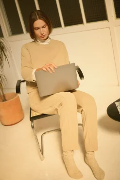 Pantalón efecto pana beige