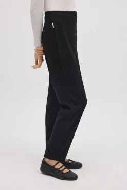 Pantalón efecto pana negro