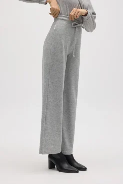 Pantalón extra cómodo recto gris