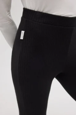 Pantalón flare punto canalé negro