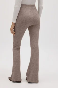 Pantalón flare punto canalé marrón