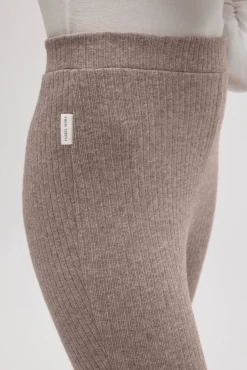 Pantalón flare punto canalé marrón