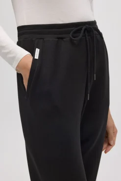Pantalón jogger fluido negro