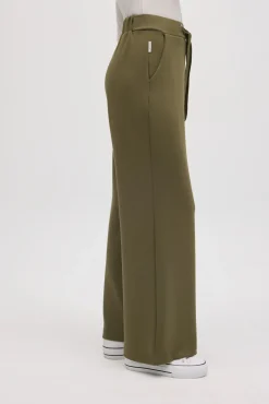 Pantalón recto fluido verde