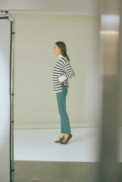 Pantalón vaquero efecto push-up slim verde