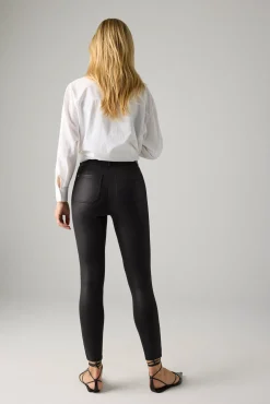 Pantalones térmicos efecto piel negro