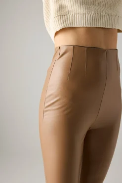 Pantalones térmicos efecto piel camel