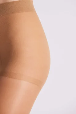 Panty básico 40 denier beige