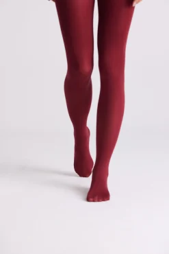 Panty básico 70 denier granate