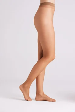 Panty puntera invisible 10 denier café