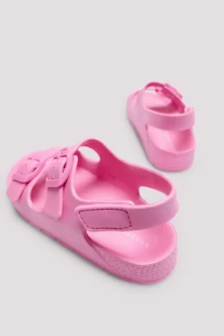 Sandalias infantiles de hebillas ajustables rosa
