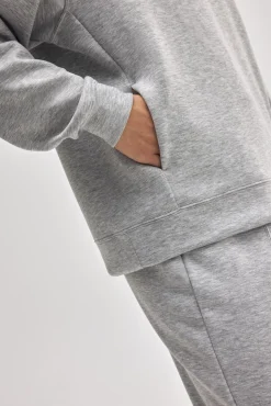 Sudadera con capucha y bolsillos gris