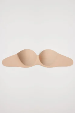 Sujetador adhesivo con push-up ligero nude