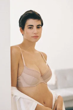 Sujetador con aro con relleno nude