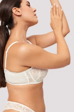 Sujetador con aro sin relleno encaje marfil