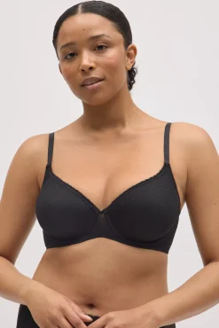 Sujetador de capacidad con aro con relleno negro copas C y D