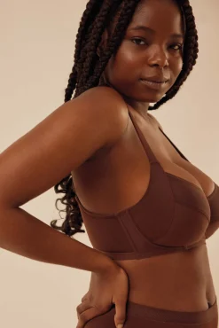 Sujetador de capacidad con aro sin relleno chocolate