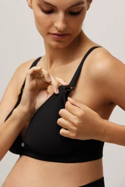 Sujetador lactancia sin aro con relleno negro