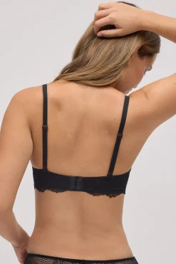 Sujetador push-up de encaje negro copa B