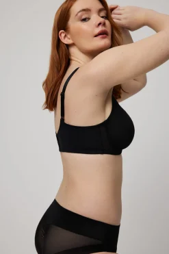 Sujetador reductor con espalda anatómica y reforzada negro