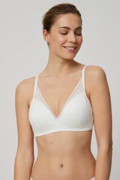 Sujetador sin aro con relleno triángulo con encaje marfil