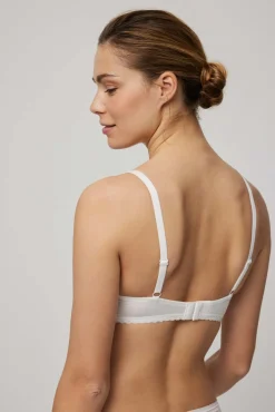 Sujetador sin aro con relleno triángulo con encaje marfil