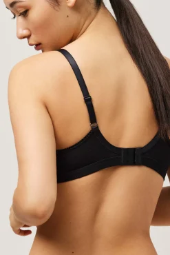 Sujetador sin aro con relleno algodón orgánico negro