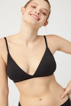 Sujetador sin aro con relleno algodón y modal negro