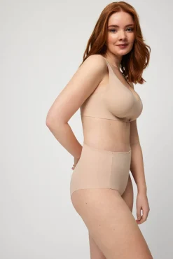 Sujetador sin aro con tirantes anchos y push-up ligero nude