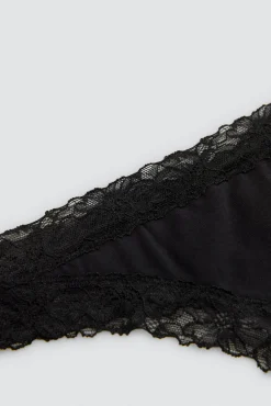 Tanga algodón detalles encaje negro