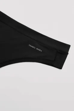 Tanga elástico Adapt con acabados invisibles negro