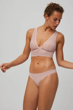 Tanga invisible con encaje rosa