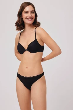 Tanga lencero negro
