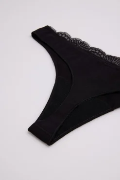 Tanga lencero negro
