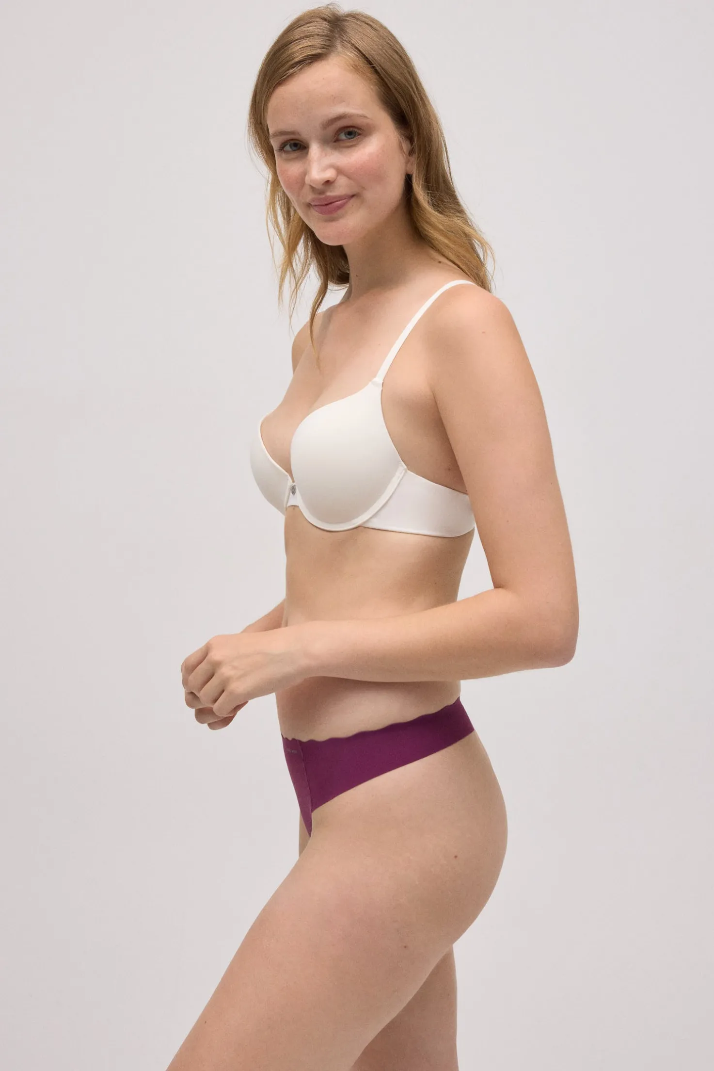 Tanga láser burdeos