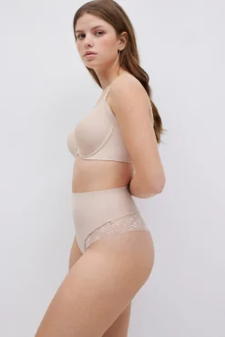 Tanga reductor de encaje media compresión nude