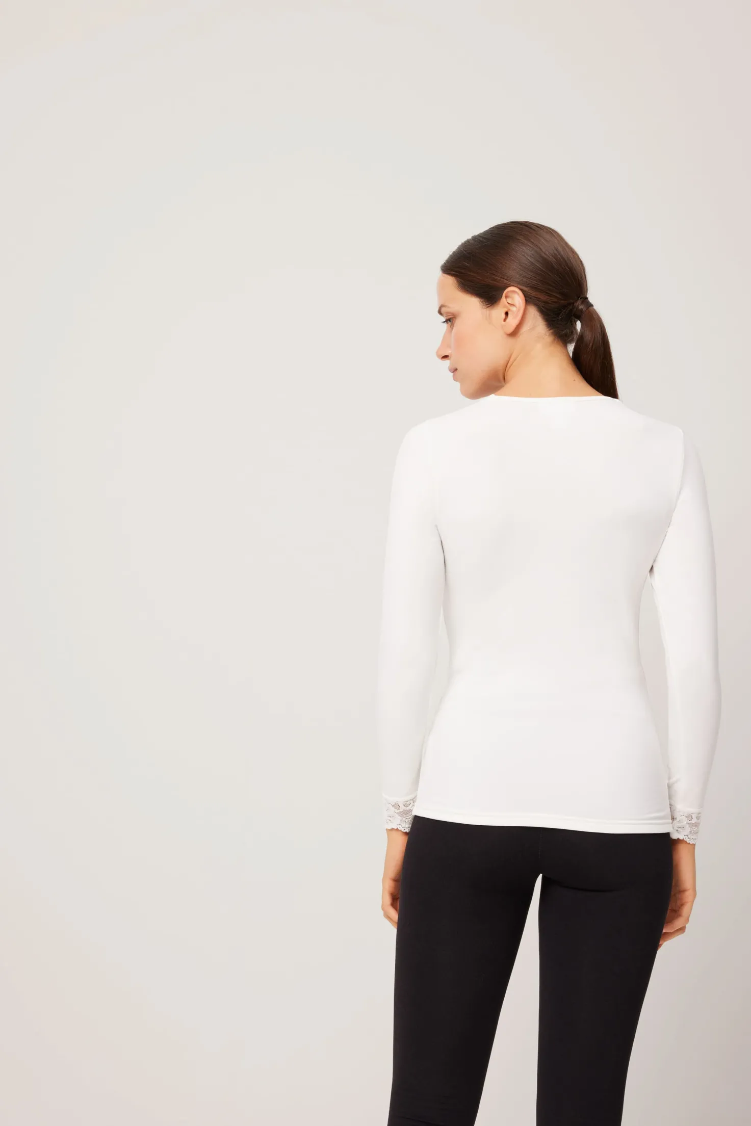 TÉRMICO Camiseta encaje manga larga blanco