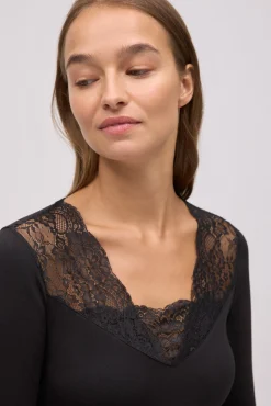 TÉRMICO Camiseta térmica cuello pico con encaje negro